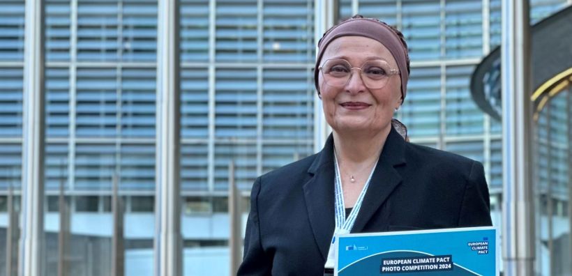 Μια Ελληνική Φωτογραφία Ρίχνει Φως στην Κλιματική Δράση στην Καρδιά της Ευρώπης