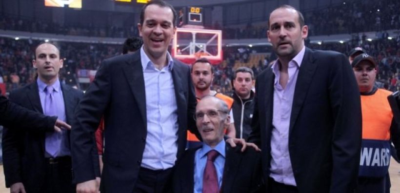 Απόφαση καταπέλτης σε βάρος των αδελφών Αγγελόπουλων - Δικαιώθηκε ο πατέρας τους
