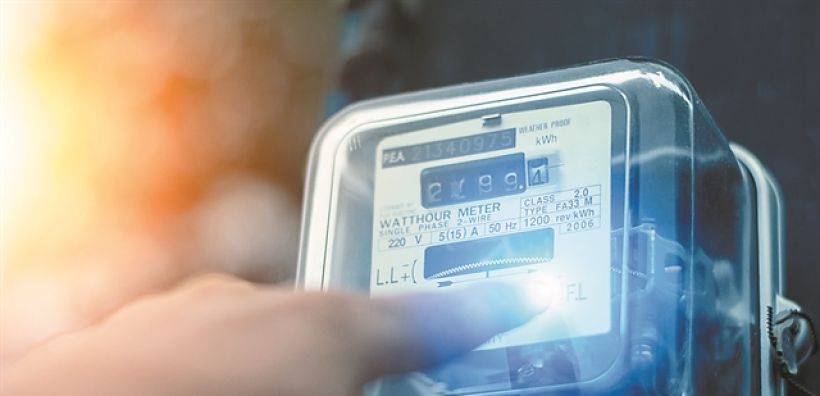 «Τέλεια καταιγίδα» πάνω από την αγορά του ρεύματος - Τι αυξήσεις έρχονται στα τιμολόγια, οι προβολές των προμηθευτών, ποιοί θα πιεσθούν περισσότερο