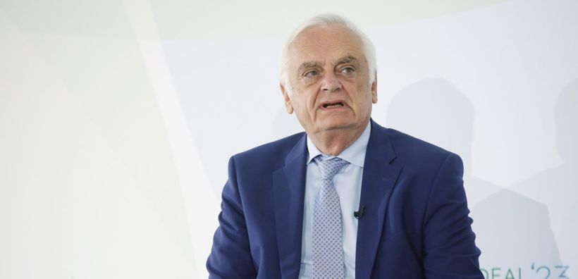 Αϊβαλιώτης: Έρχεται επιδότηση ρεύματος σε μικρομεσαίες επιχειρήσεις