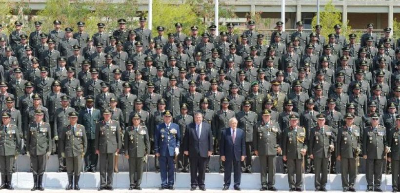 Μειώσεις μισθών ως 35% στα ειδικά μισθολόγια
