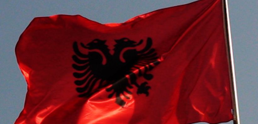 Αλβανία: Επαναδιαπραγματεύεται τα συμβόλαια παραγωγής με τις πετρελαϊκές
