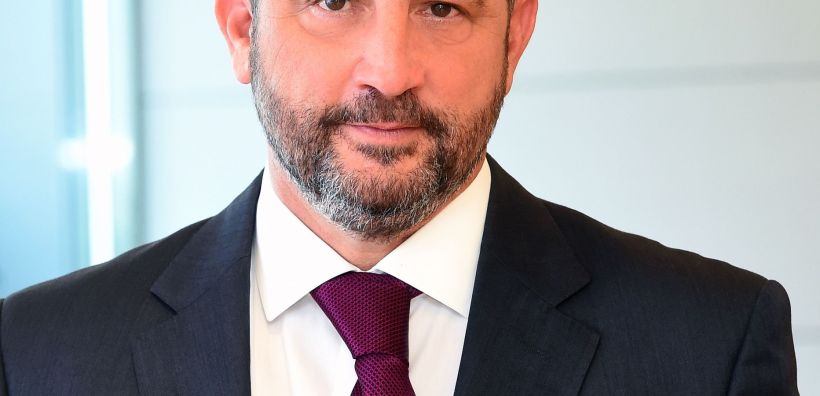 Η Ιντρακάτ εξαγόρασε την DNC ENERGY και αποκτά χαρτοφυλάκιο αδειών φωτοβολταϊκών 520 MW