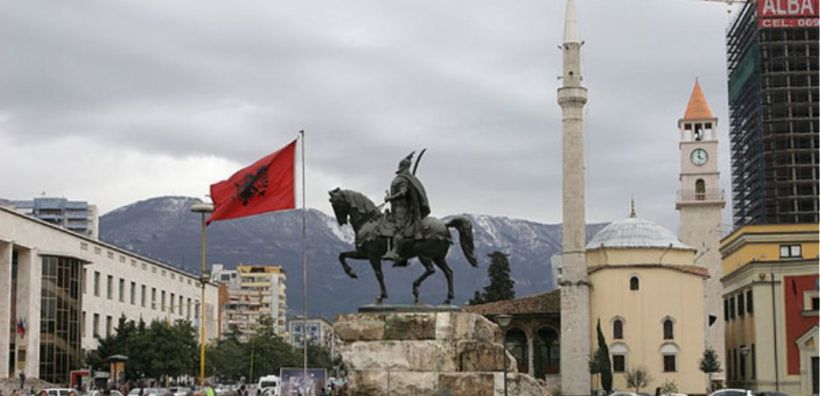Έτοιμη για ενίσχυση της συνεργασίας με την Ελλάδα στον ενεργειακό τομέα δηλώνει η αλβανική επιχειρηματική κοινότητα