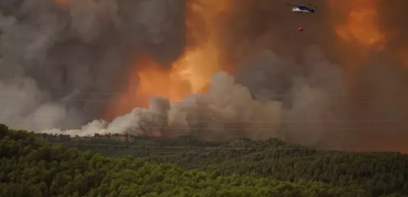 Ισπανία: Πυρκαγιά που μαίνεται έχει καταστρέψει σχεδόν 15.000 στρέμματα