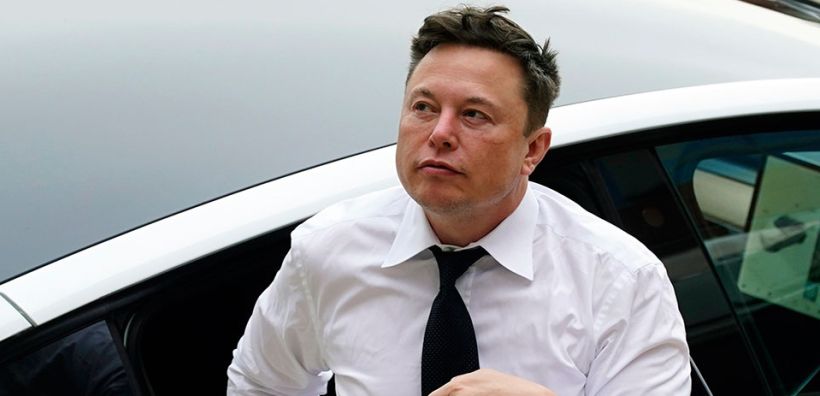 Μασκ: Επικεφαλής της Tesla για την επόμενη πενταετία