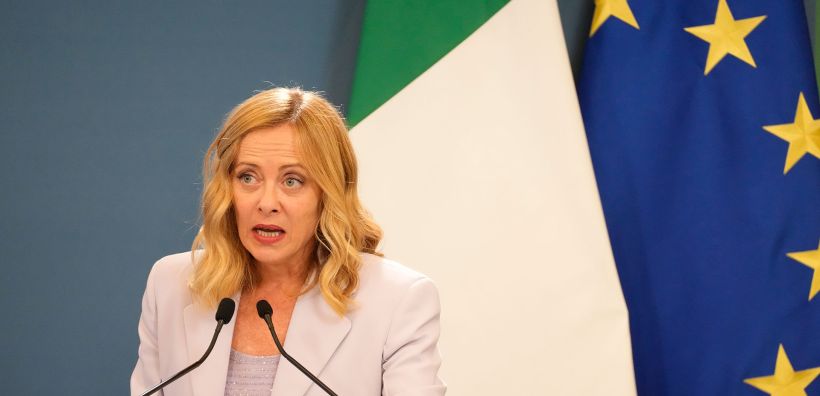 Κινδυνεύουν να τινάξουν στον αέρα την ευρωπαϊκή ενιαία αγορά τα ενεργειακά μέτρα της Ιταλίας – Ποιες είναι οι παρενέργειες αν «περάσουν» από την Κομισιόν