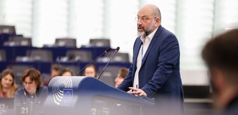 Σ. Αρναούτογλου για πράσινο υδρογόνο: Η Ελλάδα στην πρίζα ή εκτός παιχνιδιού;