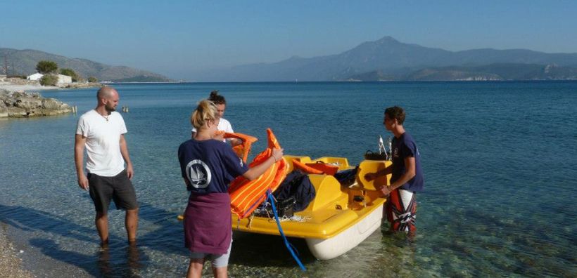 Αόρατες ίνες μικροπλαστικού στις ελληνικές θάλασσες