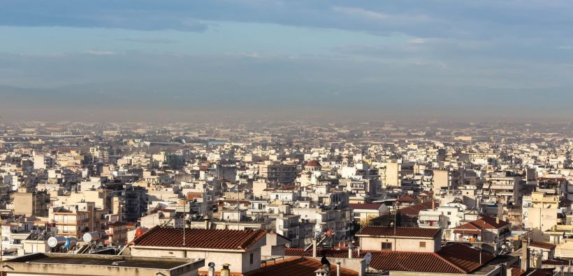Υπεύθυνα τα τζάκια για το 40% της ατμοσφαιρικής ρύπανσης στις πόλεις