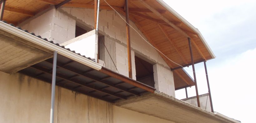Πρεμιέρα με 4.300 αιτήσεις για το ηλεκτρονικό σύστημα για τα αυθαίρετα