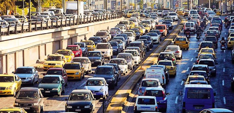 Το λαθρεμπόριο υπονομεύει τα πετρελαιοκίνητα