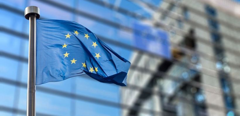 ΕΕ: Η πλειοψηφία των 27 θέλει το φυσικό αέριο και την πυρηνική ενέργεια στις "πράσινες" επενδύσεις