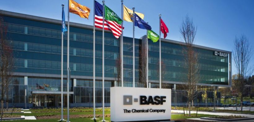 BASF: Επενδύει 10 δισ. δολ. για εργοστάσιο στην Κίνα