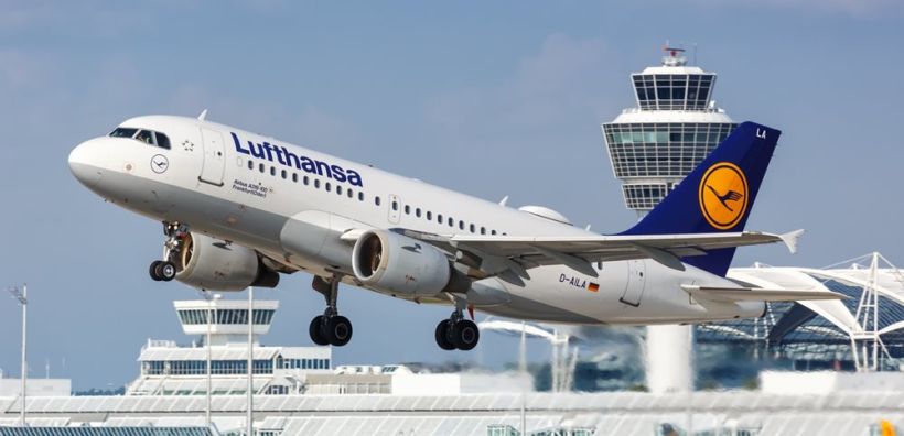 Spiegel: Η Lufthansa ετοιμάζεται να καθηλώσει έως και 40 αεροσκάφη λόγω έλλειψης καυσίμων