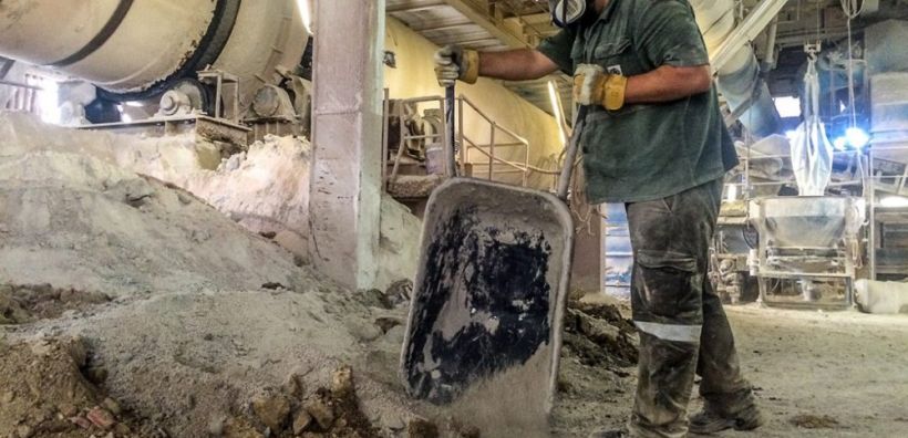 ΒΦΛ: Με διακοπή ρεύματος απειλεί το εργοστάσιο η ΔΕΗ λόγω χρεών ύψους 18 εκ. ευρώ