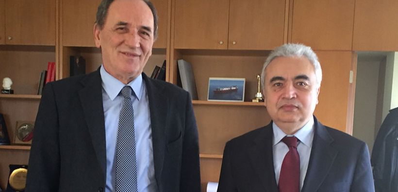 Περισσότερο φυσικό αέριο και ΑΠΕ προτείνει ο ΙΕΑ – Σήμερα παρουσιάζεται η έκθεση για την Ελλάδα