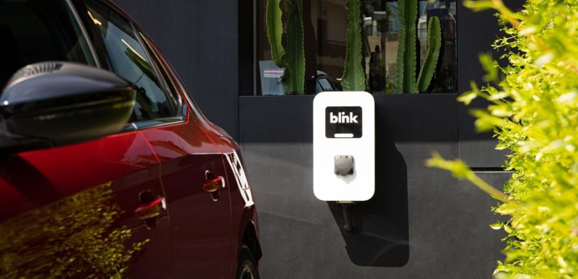 Blink Charging Hellas: Πάνω από 80 σταθμοί φόρτισης στα τραπεζικά υποκαταστήματα 