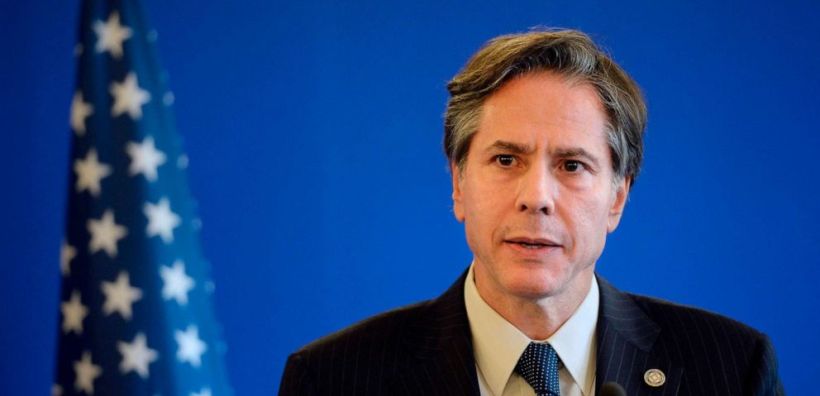 Μπλίνκεν: Οι ΗΠΑ συζητούν με Ευρωπαίους εταίρους την προοπτική απαγόρευσης εισαγωγής ρωσικού πετρελαίου