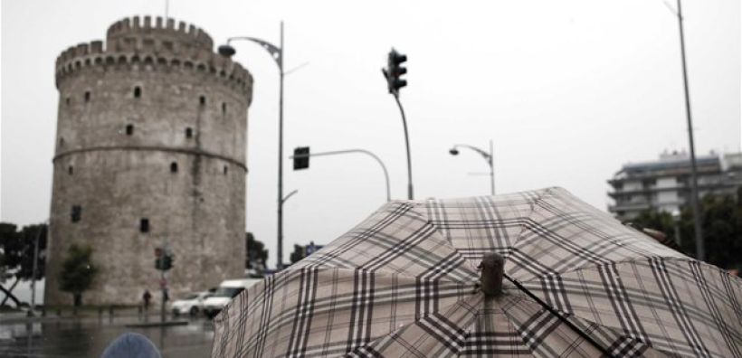 Προβλήματα ηλεκτροδότησης στη Θεσσαλονίκη λόγω έντονης βροχόπτωσης