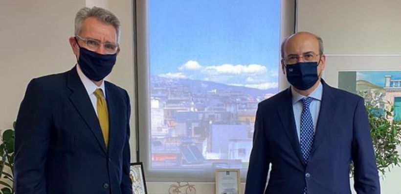Συνάντηση Χατζηδάκη-Πάιατ: Ενισχυμένος ο ρόλος των αμερικανικών επενδύσεων στις ΑΠΕ - Ποιές εταιρείες "κάνουν παιχνίδι" στη χώρα μας