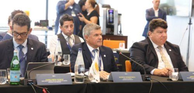 Η Μεσόγειος να μετατραπεί σε κόμβο ΑΠΕ, λένε οι Υπουργοί Ενέργειας των MED9