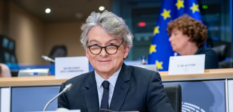 Μπρετόν: Οι νέοι δημοσιονομικοί κανόνες πρέπει να ευνοούν τις χώρες που επενδύουν στην μείωση εκπομπών CO2