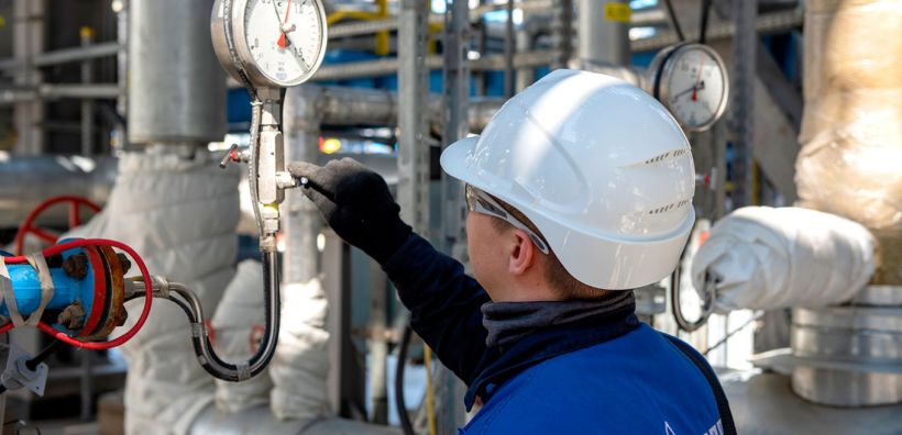 Ρωσία: Ετήσια μείωση 35% στα έσοδα από πετρέλαιο και αέριο αναμένεται τον Νοέμβριο