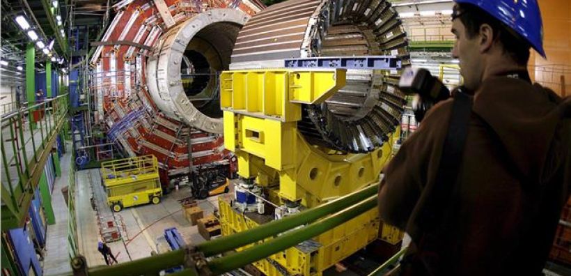 Επιταχυντή 7 φορές πιο ισχυρό από του CERN φιλοδοξεί να φτιάξει η Κίνα
