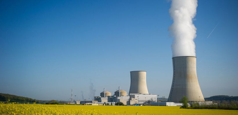 Project Phoenix: Πώς η Αμερική προωθεί τα ενεργειακά της συμφέροντα στην Ευρώπη – Μετά τον «καταιγισμό» LNG, τώρα και τα πυρηνικά