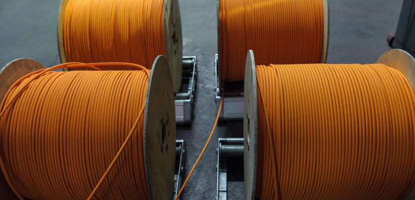Σχεδόν 3 εκατ. ευρώ για την εκποίηση περίπου 500 τόνων αγωγών δικτύου χαλκού δίνει ο ΔΕΔΔΗΕ