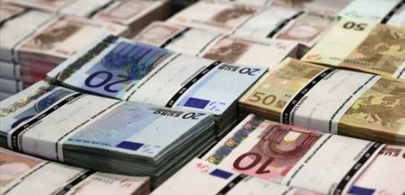 Έσφιξαν τα λουριά στα δάνεια οι τράπεζες