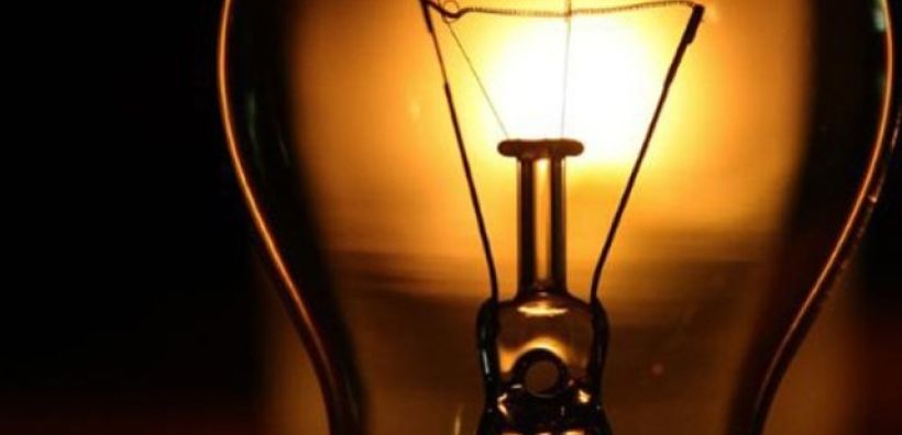 Η ΔΕΗ έκοψε το ρεύμα σε ανάπηρη γυναίκα στο Αργυροπούλι