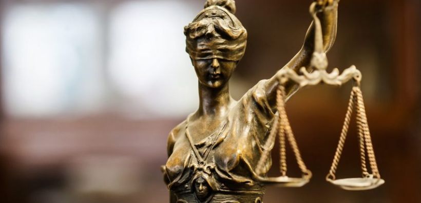 Οι νομικές διαστάσεις του προβλήματος των ρητρών αναπροσαρμογής των συμβάσεων προμήθειας στο επίκεντρο της εκδήλωσης Ολομέλειας των Προέδρων των Δικηγορικών Συλλόγων 
