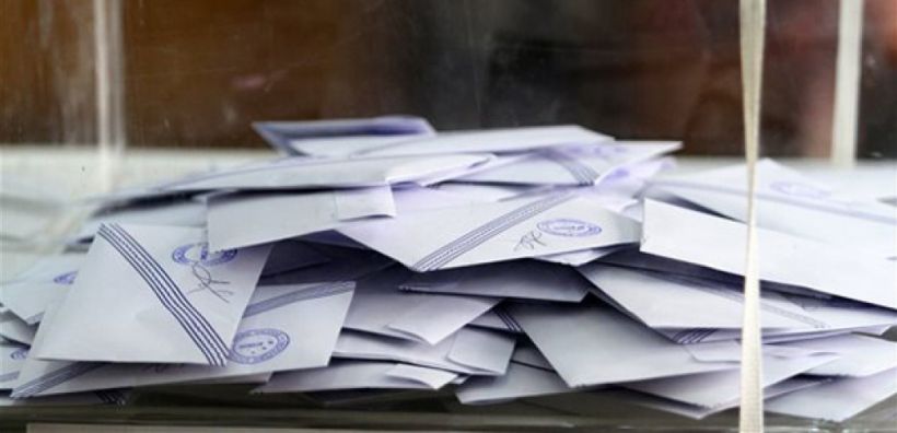 Δημοψήφισμα: Στο 61,33% το «όχι» - Στο 38,67% το «ναι»