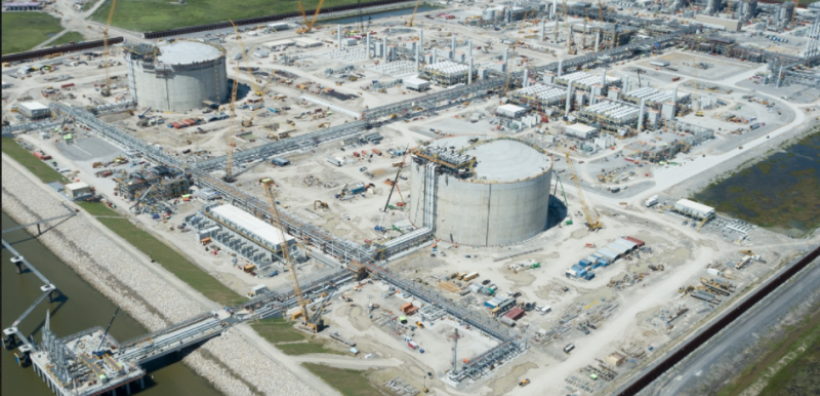 Reuters: Σε διαιτησία Shell και BP με την Venture Global LNG