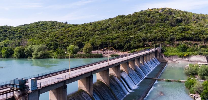 Καθαρή ενέργεια, καθαρή αλήθεια: Τι προσφέρουν πραγματικά τα υδροηλεκτρικά 