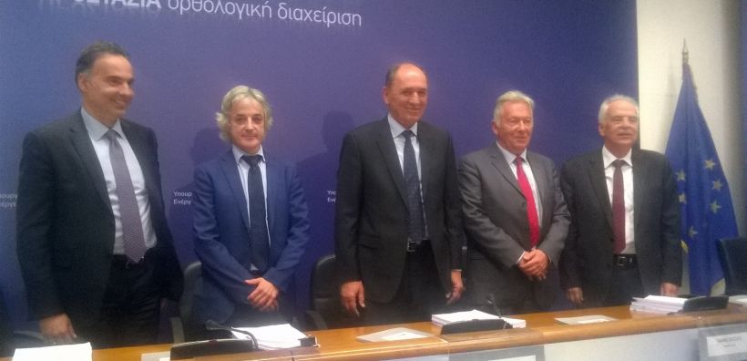 Έπεσαν οι υπογραφές με ΕΛΠΕ και Repsol για το Ιόνιο - Σε 2-4 χρόνια θα υπάρχει καθαρή εικόνα για πιθανά κοιτάσματα