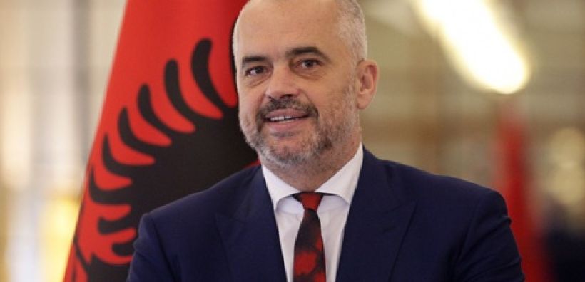 Πρωταθλήτρια στις ΑΠΕ θέλει να κάνει την Αλβανία ως το 2030 ο Ράμα με τη βοήθεια των φωτοβολταϊκών