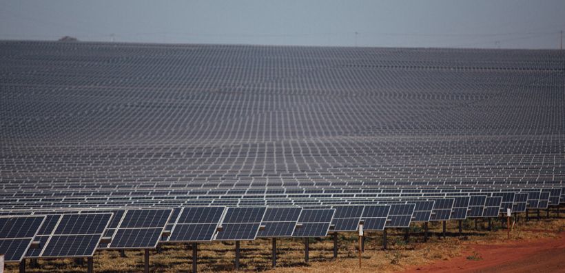 Ember: Εκτοξεύθηκαν στα 380 GW οι εγκαταστάσεις φωτοβολταϊκών παγκοσμίως το α' εξάμηνο - «Άλμα» 64% από πέρυσι