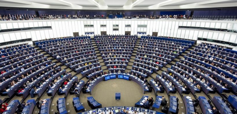 Πιο φιλόδοξους στόχους ενέκρινε το Ευρωκοινοβούλιο για την απορρόφηση άνθρακα από τις φυσικές καταβόθρες