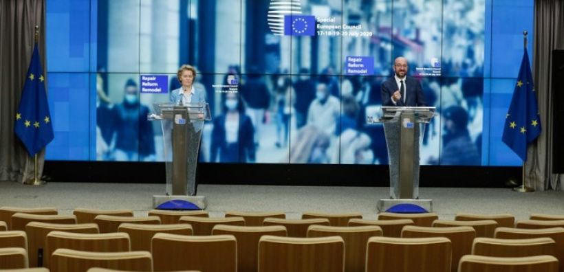 ΕΕ: Συμφωνία των 27 για το ιστορικό σχέδιο ανάκαμψης σε μια Σύνοδο Κορυφής που αποδείχθηκε μαραθώνιος