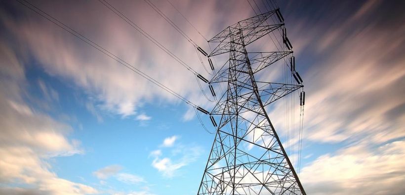 Σχεδόν 40% οι φόροι και χρεώσεις στους λογαριασμούς ρεύματος και αερίου για τα ευρωπαϊκά νοικοκυριά - Οι αλλαγές στις τιμές από το 2020 στο 2021