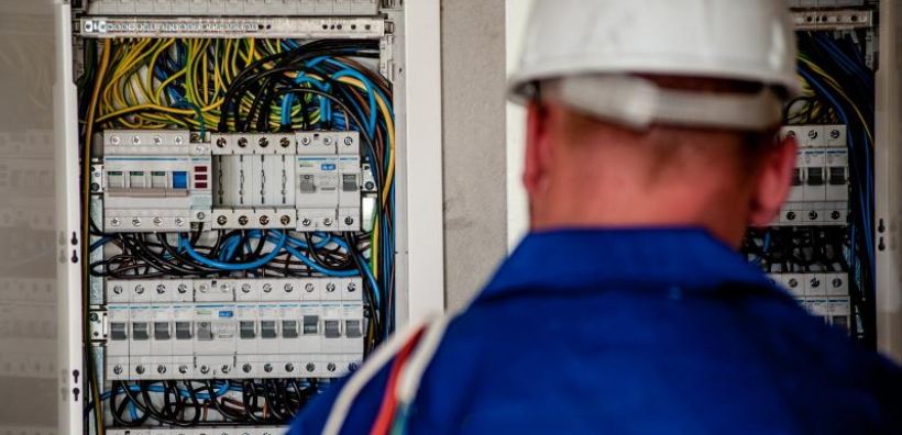 ΔΕΔΔΗΕ: Αναρτήθηκε ο πίνακας για τις θέσεις πρακτικής Ηλεκτροτεχνικών δικτύων 