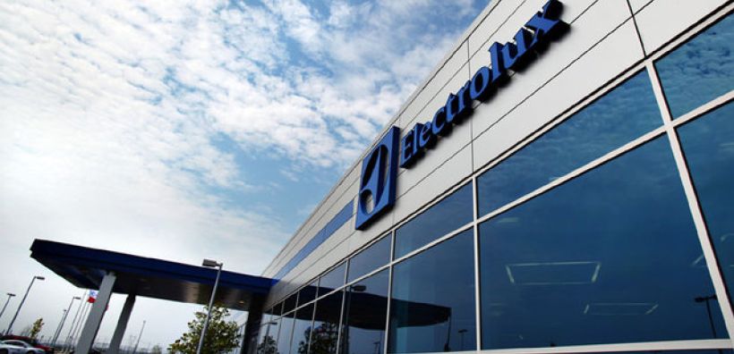 Electrolux: Περικοπές και απολύσεις μετά την ακύρωση του deal με τη GE
