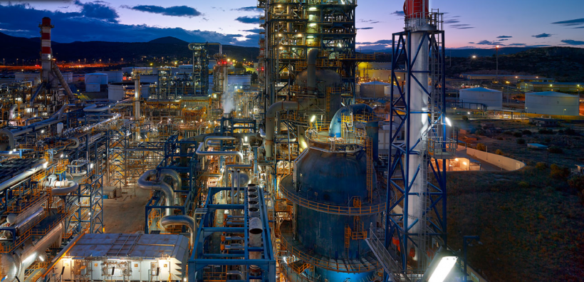 Helleniq Energy: Τι ειπώθηκε στο conference call για ΑΠΕ, έκτακτη φορολόγηση και μέρισμα 