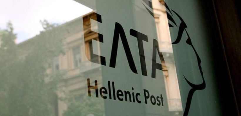 Τα ΕΛΤΑ παρέδωσαν 87 τόνους δεμάτων για τους πλημμυροπαθείς στη Δυτ. Αττική