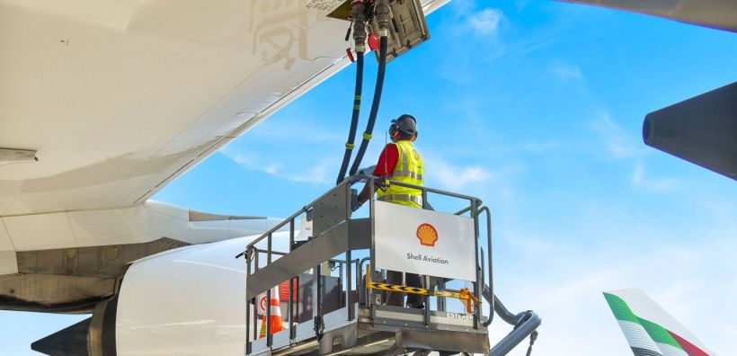 Η Emirates πραγματοποίησε τις πρώτες πτήσεις με Βιώσιμο Αεροπορικό Καύσιμο (SAF) από το Ντουμπάι