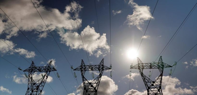 ΑΔΜΗΕ: Βουτιά της κατανάλωσης ρεύματος πάνω από 13% τον Αύγουστο – Για τρίτο συνεχόμενο μήνα πτώση της ζήτησης ηλεκτρικής ενέργειας
