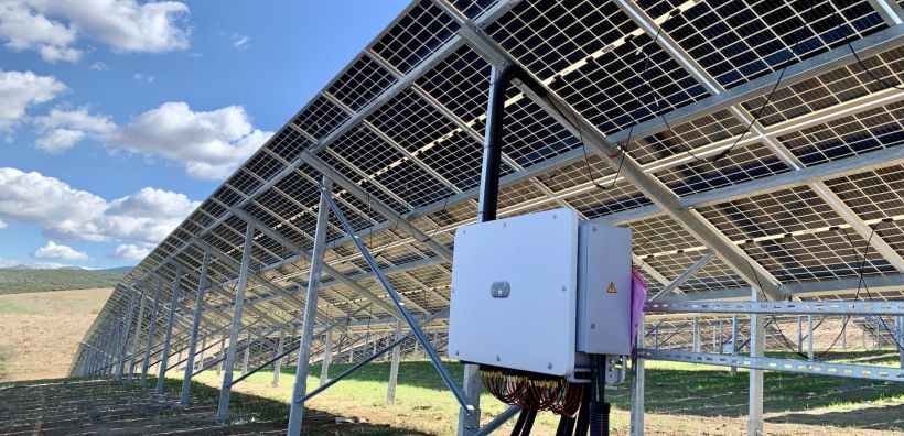 ELVAN: Παραδοσεις 15 MW της ειδικής βάσης για bifacial panels το τελευταίο τρίμηνο, για αύξηση απόδοσης +10,2%